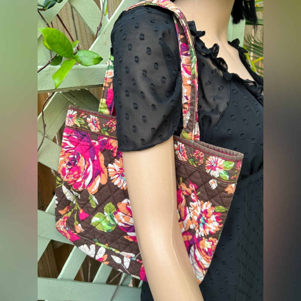 VERA BRADLEY ENGLISH ROSE HANDBAG